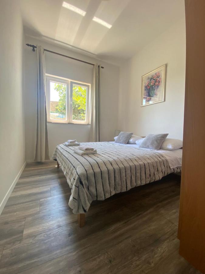 Apartman Ana Dobropoljana Ngoại thất bức ảnh